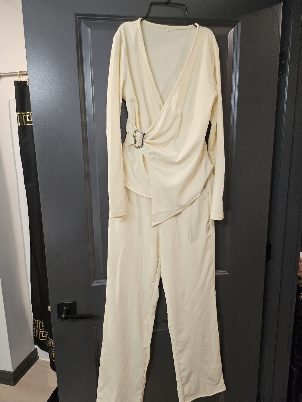 Small 2pc Beige Set - Picture 2 of 6